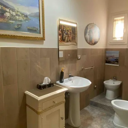 Maison De Luxe *